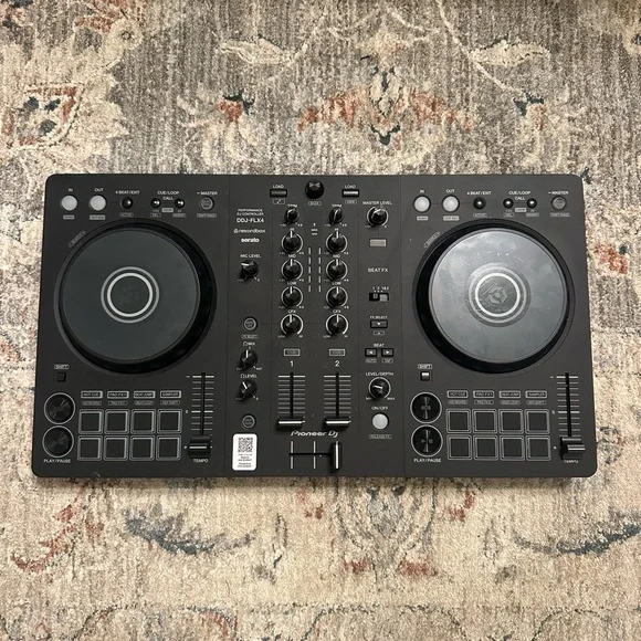Pioneer DJ DDJ-FLX4 DJ Controller - Picture 1 of 4